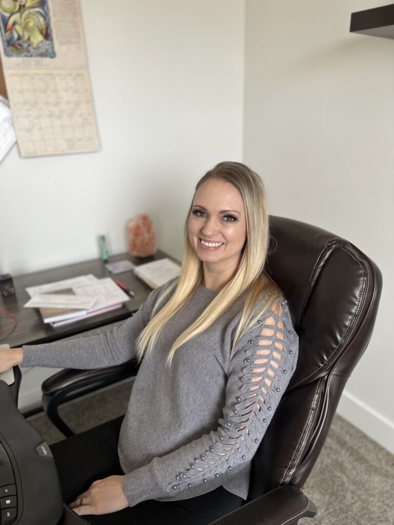 Bail Bond Agent Elizabeth Anderson